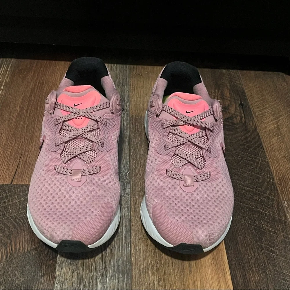 VGUC Nike Renew Women's Pink and Black Running Shoes - Picture 3 of 10